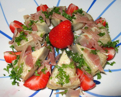 Salade de fond d'artichaut aux Fraises -- 30/05/15