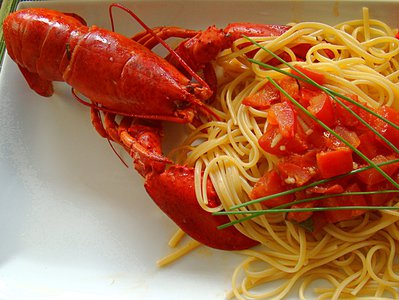 Homard dgustant ses Spaghetti aux ds de Tomates -- 28/07/10